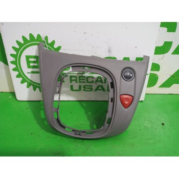 Recambio de warning para renault scenic ii grand emotion referencia OEM IAM 8200231906  