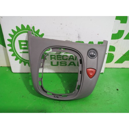 Recambio de warning para renault scenic ii grand emotion referencia OEM IAM 8200231906  