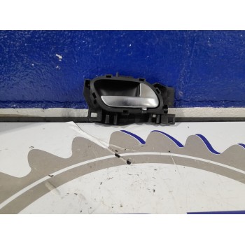 Recambio de maneta interior trasera derecha para peugeot 208 1.4 hdi fap referencia OEM IAM 9655516VV  