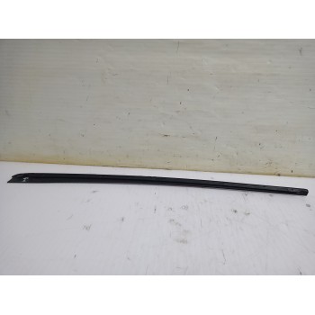 Recambio de moldura para volkswagen golf vii lim. (5g1) comfortline bluemotion referencia OEM IAM 5G0854327B  