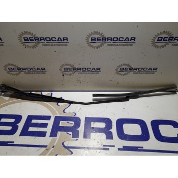 Recambio de brazo limpia delantero izquierdo para seat ibiza (6p1) 1.0 tsi referencia OEM IAM 6J1955409  