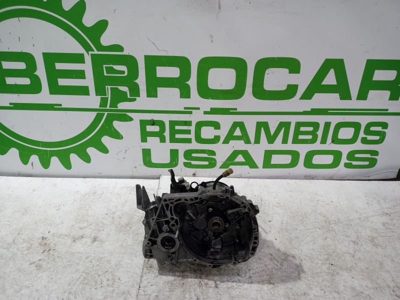 Recambio de caja cambios para renault megane ii coupe/cabrio confort authentique referencia OEM IAM 8200553268  
