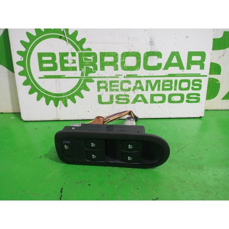 Recambio de mando elevalunas delantero izquierdo para renault scenic ii grand emotion referencia OEM IAM 8200160603  