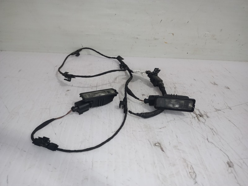 Recambio de piloto matricula para volkswagen passat lim. (362) advance bluemotion referencia OEM IAM 1K8943021  