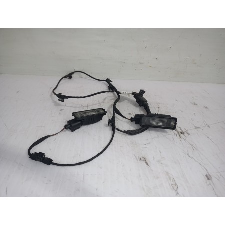 Recambio de piloto matricula para volkswagen passat lim. (362) advance bluemotion referencia OEM IAM 1K8943021  