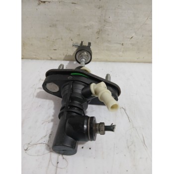 Recambio de bombin embrague para toyota auris (_e15_) 1.33 dual-vvti (nre150_) referencia OEM IAM 3142002032  