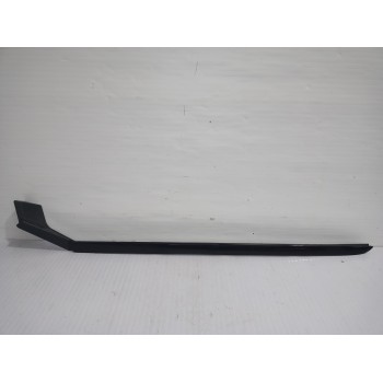 Recambio de moldura para kia niro (sg2) hybrid concept referencia OEM IAM 86130AT100  