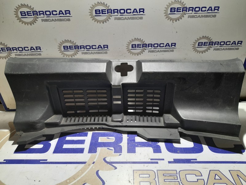 Recambio de molduras traseras para seat ibiza (6p1) 1.0 tsi referencia OEM IAM 6J4863459  