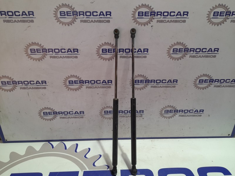 Recambio de amortiguadores maletero / porton para renault clio ii fase ii (b/cb0) referencia OEM IAM 7700800311  
