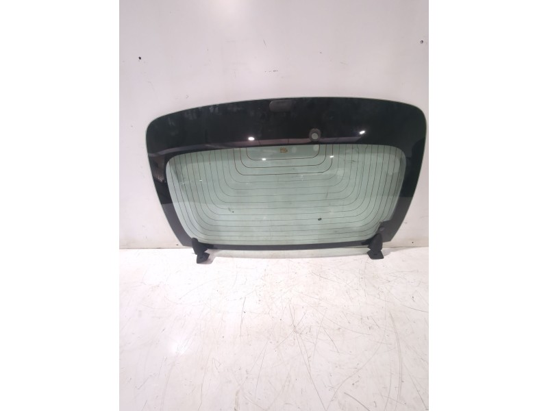 Recambio de porton trasero para peugeot 107 (pm_, pn_) 1.4 hdi referencia OEM IAM 8744W1  