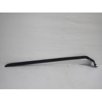 Recambio de moldura para kia niro (sg2) hybrid concept referencia OEM IAM 86140AT100  