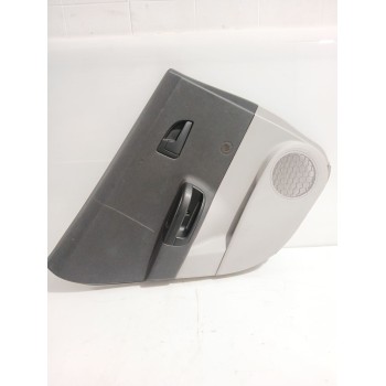 GUARNECIDO PUERTA TRASERA IZQUIERDA 833101H100 