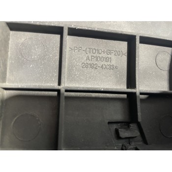 Recambio de cubierta motor para kia carnival ii 2.9 crdi lx referencia OEM IAM 281924X33  