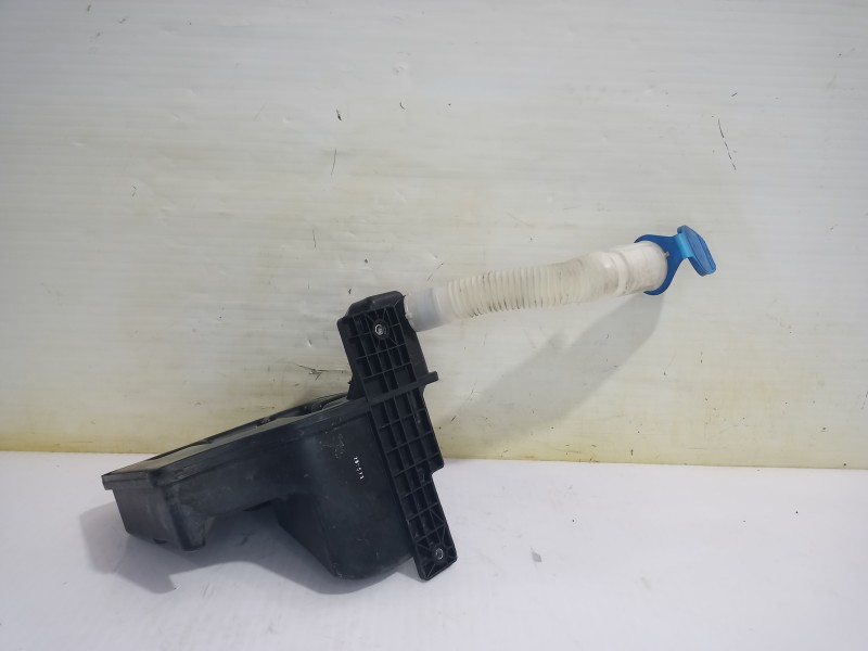 Recambio de deposito limpia para skoda fabia (5j2 ) family referencia OEM IAM 6R0955453D  