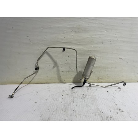 Recambio de tubos aire acondicionado para kia carnival ii 2.9 crdi lx referencia OEM IAM K56E61467  