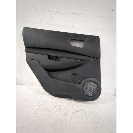 Recambio de guarnecido puerta trasera izquierda para nissan qashqai i (j10, nj10) 1.5 dci referencia OEM IAM 82977EY10A  