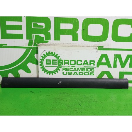Recambio de moldura para renault megane ii coupe/cabrio confort authentique referencia OEM IAM 8200079433  