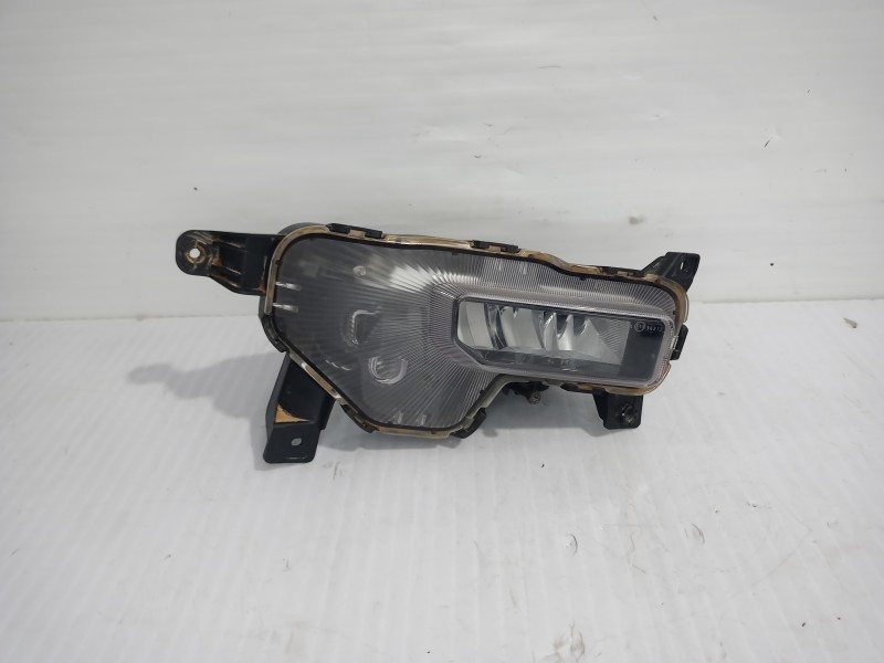 Recambio de faro antiniebla derecho para kia niro (sg2) hybrid concept referencia OEM IAM 92202AT  