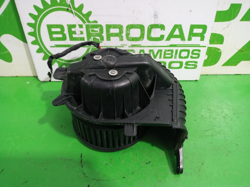 Recambio de motor calefaccion para renault scenic ii grand emotion referencia OEM IAM F666583V  