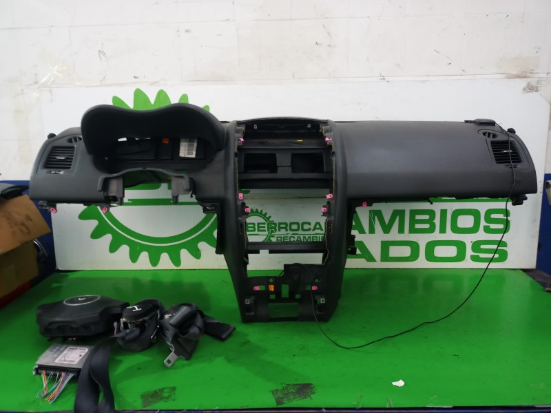 Recambio de kit airbag para renault megane ii coupe/cabrio confort authentique referencia OEM IAM 8200502385  