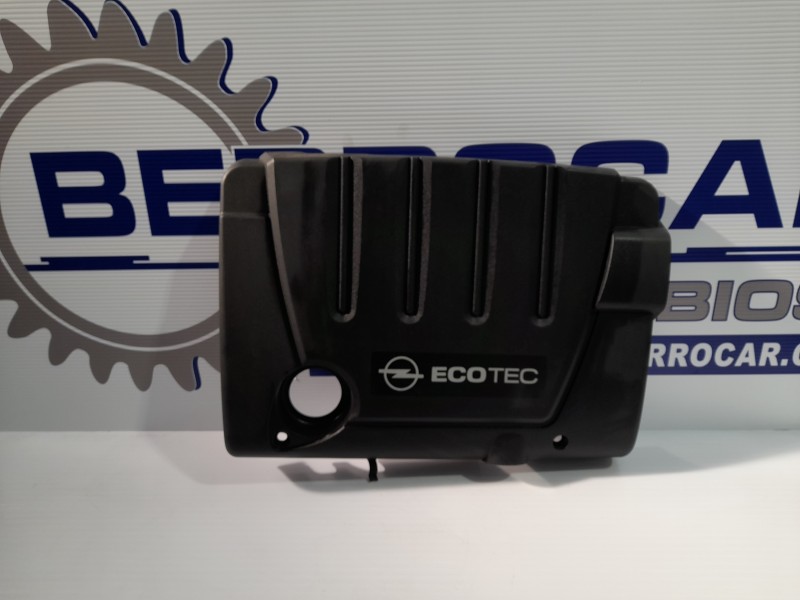 Recambio de cubierta motor para opel zafira b 1.9 cdti cat (z 19 dtl) referencia OEM IAM 315829598  