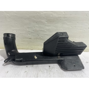 Recambio de tubo filtro aire para kia carnival ii 2.9 crdi lx referencia OEM IAM 0K51A13330  