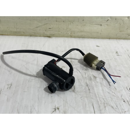 Recambio de bomba limpia para kia carnival ii 2.9 crdi lx referencia OEM IAM K55267483  