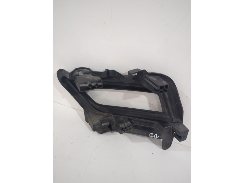 Recambio de rejilla delantera para nissan micra v (k14) 1.5 dci referencia OEM IAM 622565FA0A  