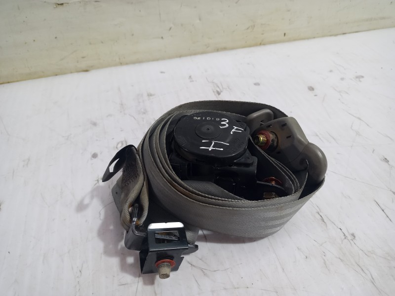 Recambio de cinturon seguridad trasero izquierdo para kia carnival ii 2.9 crdi lx referencia OEM IAM K53A57771ACY  