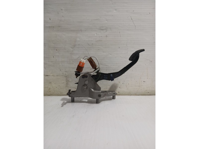 Recambio de pedal embrague para nissan micra v (k14) 1.5 dci referencia OEM IAM 465035FD0B  