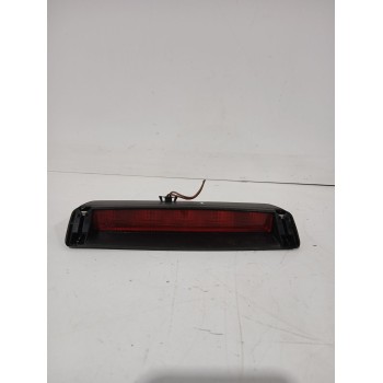 Recambio de piloto trasero central para volkswagen golf v (1k1) 2.0 fsi referencia OEM IAM 393728  