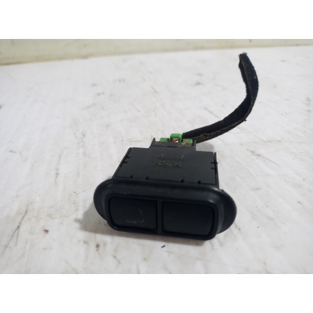 Recambio de moldura para kia carnival ii 2.9 crdi lx referencia OEM IAM K53A66450A  