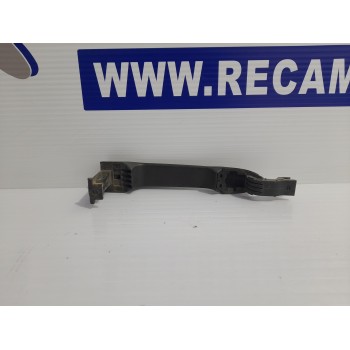 Recambio de maneta exterior lateral derecha para renault kangoo 1.5 dci diesel referencia OEM IAM 8200497537  
