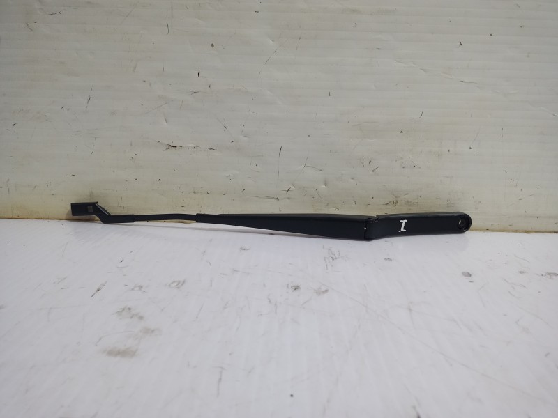 Recambio de brazo limpia delantero izquierdo para volkswagen golf vii lim. (5g1) comfortline bluemotion referencia OEM IAM 5G195