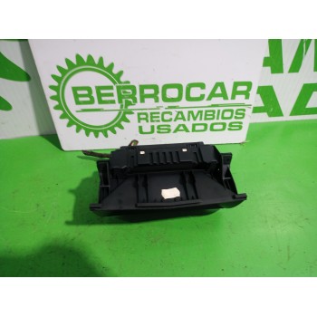 Recambio de pantalla multifuncion para opel astra h berlina essentia referencia OEM IAM 13111165  