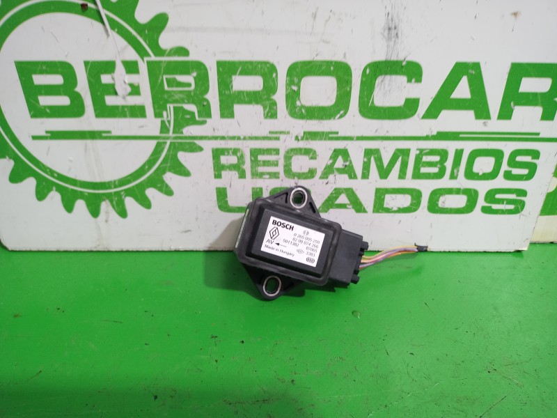 Recambio de sensor para renault scenic ii grand emotion referencia OEM IAM 8200074266  