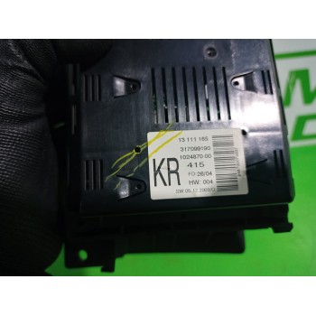 Recambio de pantalla multifuncion para opel astra h berlina essentia referencia OEM IAM 13111165  