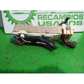 Recambio de caja reles / fusibles para mazda 626 berlina (gf) 2.0 16v cat referencia OEM IAM 3054765  