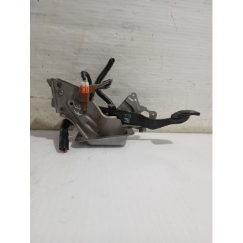 PEDAL FRENO 465015RA2A 