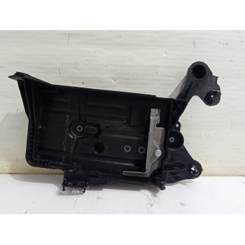 SOPORTE BATERIA 5Q0915331K 