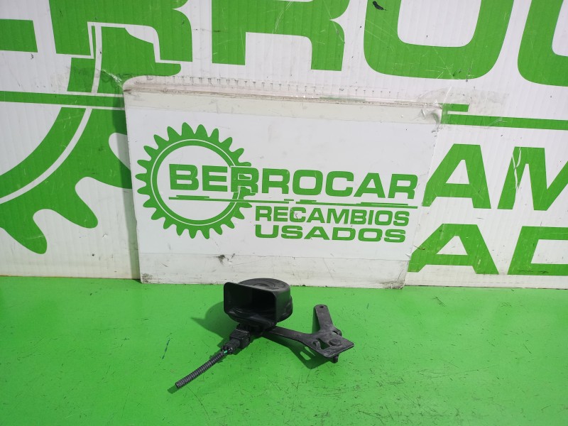 Recambio de claxon para renault scenic iii xmod bose referencia OEM IAM A046522  