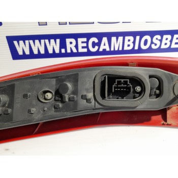 Recambio de piloto trasero izquierdo para fiat punto berlina (188) referencia OEM IAM 468178040  