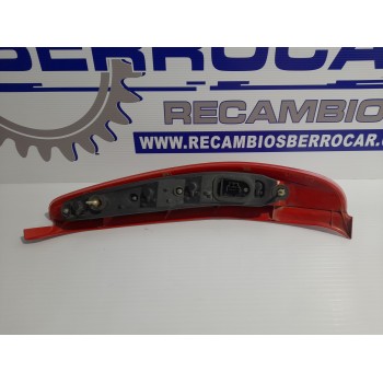 Recambio de piloto trasero izquierdo para fiat punto berlina (188) referencia OEM IAM 468178040  