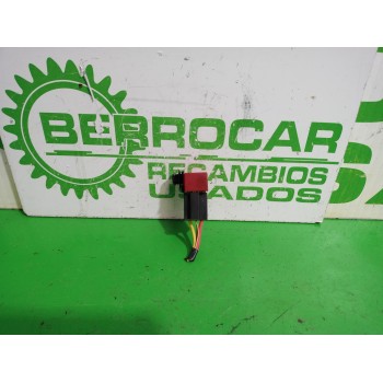 Recambio de rele para renault scenic ii grand emotion referencia OEM IAM 8200253922  