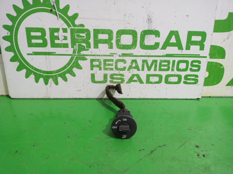 Recambio de interruptor para renault scenic ii grand emotion referencia OEM IAM 8200169589C  