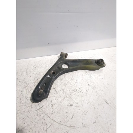 Recambio de brazo suspension inferior delantero izquierdo para peugeot 107 (pm_, pn_) 1.4 hdi referencia OEM IAM 3520Q2  