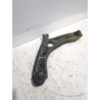 Recambio de brazo suspension inferior delantero izquierdo para peugeot 107 (pm_, pn_) 1.4 hdi referencia OEM IAM 3520Q2  