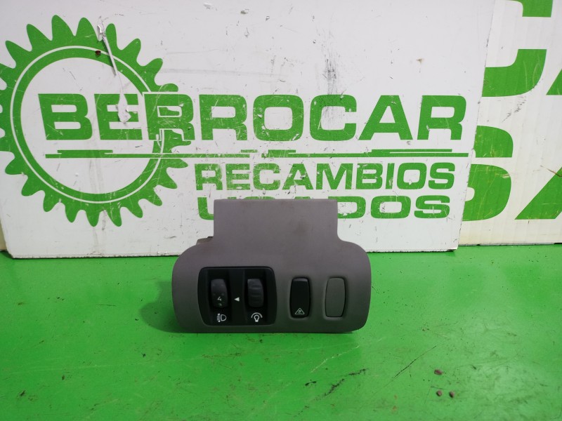 Recambio de mando regulador luces para renault scenic ii grand emotion referencia OEM IAM 8200140985  