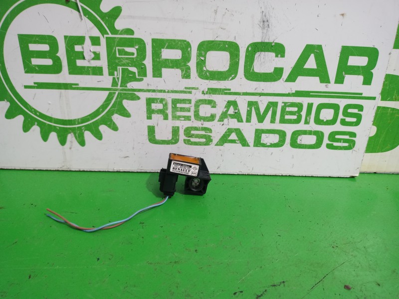 Recambio de sensor para renault scenic ii grand emotion referencia OEM IAM 8200682396  