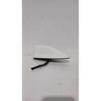 ANTENA 867600D010 